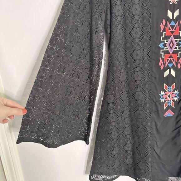 Flying Tomato Aztec Southwest Embroidered Dress M Black Crochet Boho Bell - Picture 2 of 10